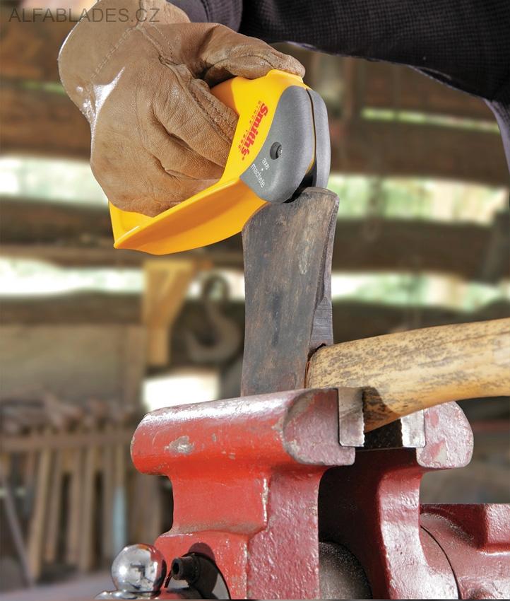 SMITH'S SHARPENERS Machete/Axe Sharpener