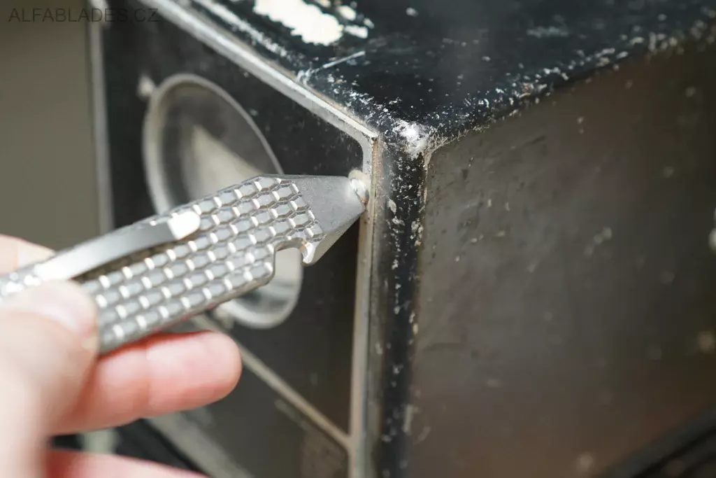 MARATAC PryX Tactical Gentleman's Titanium MultiTool