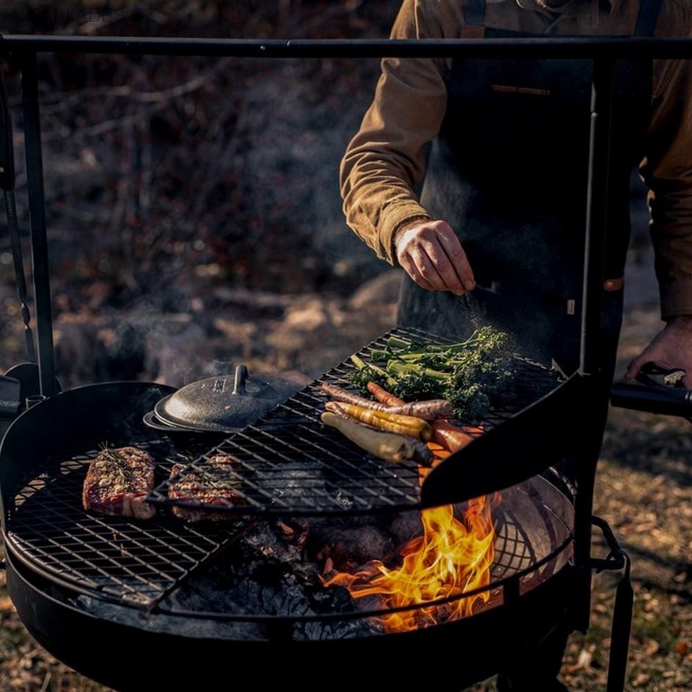 BAREBONES LIVING Cowboy Fire Pit Grill Grate 30"