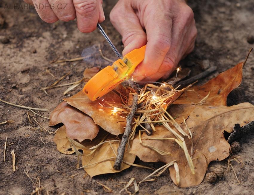 SMITH'S SHARPENERS Pocket Pal X2 Sharpener & Outdoor Tool