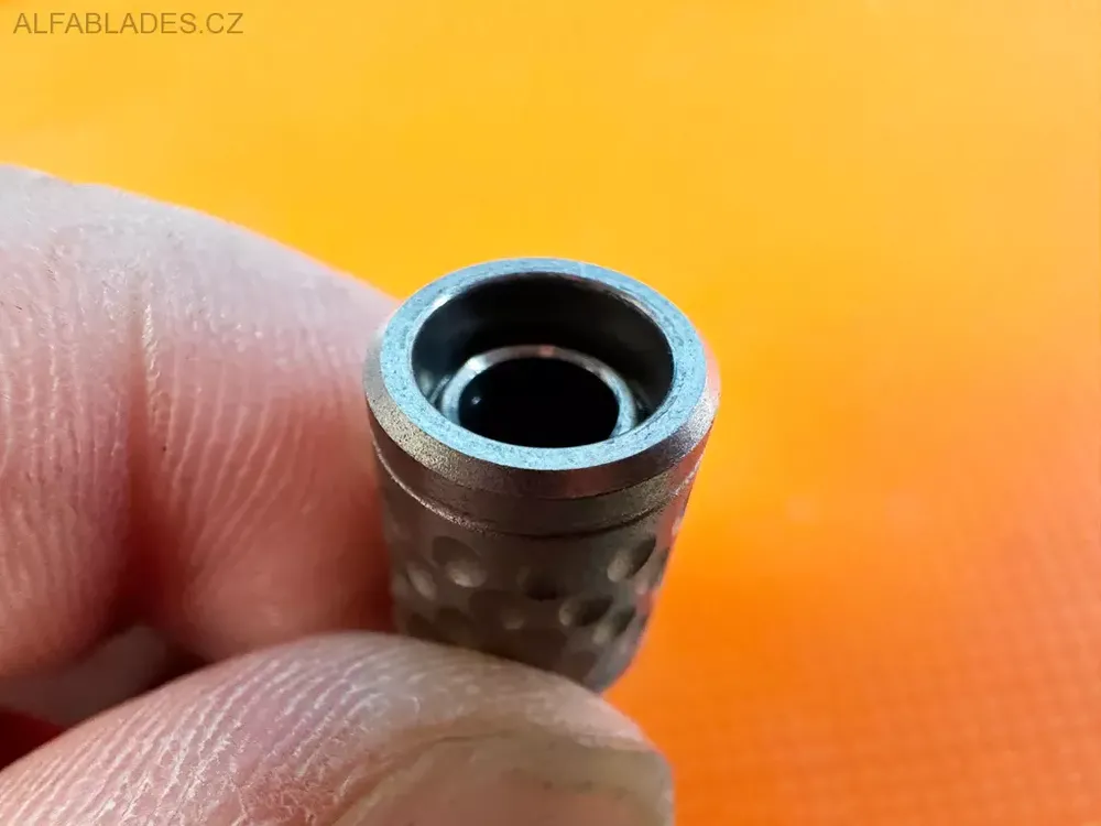 MARATAC Titanium QD Kwik Release Keychain Coupler