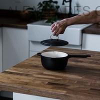 BAREBONES LIVING Enamel Lined Saucepan