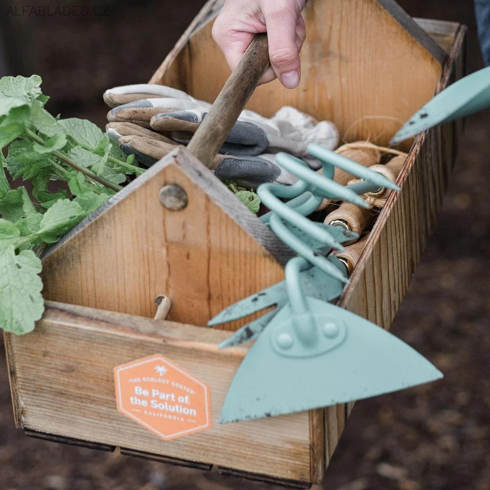 BAREBONES LIVING Triangle Hoe Mint