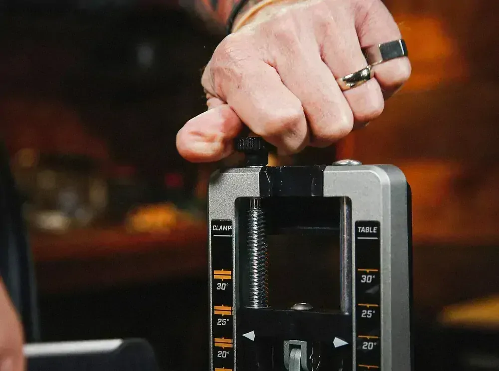 WORK SHARP  Professional Precision Adjust Knife Sharpener