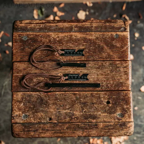 ÜBERLEBEN Hexa Firestarter 3-inch