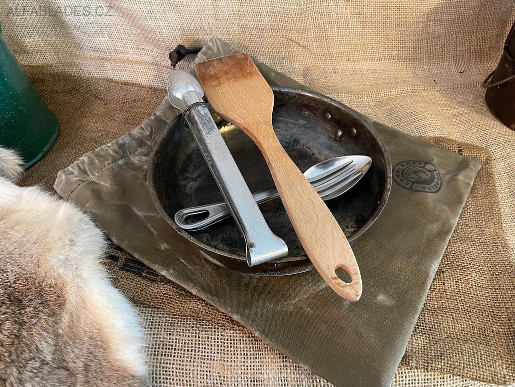 CAMPCRAFT OUTDOORS Skillet Bag 8"