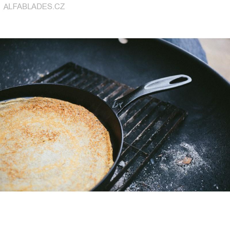 BAREBONES LIVING Cast Iron Flat Pan 