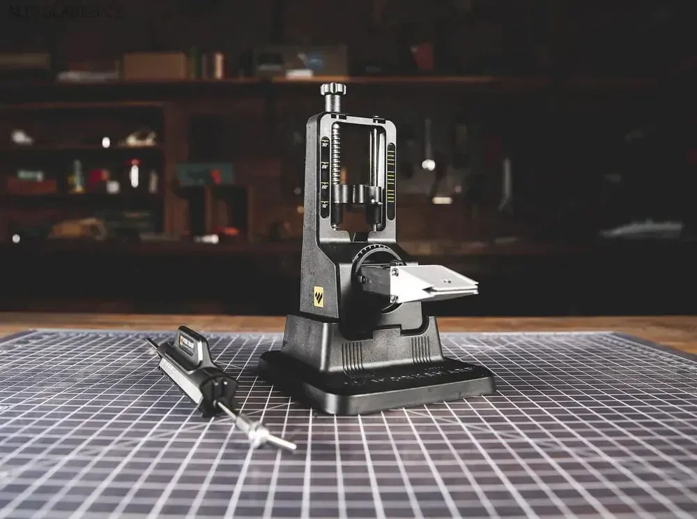 WORK SHARP Precision Adjust Knife Sharpener